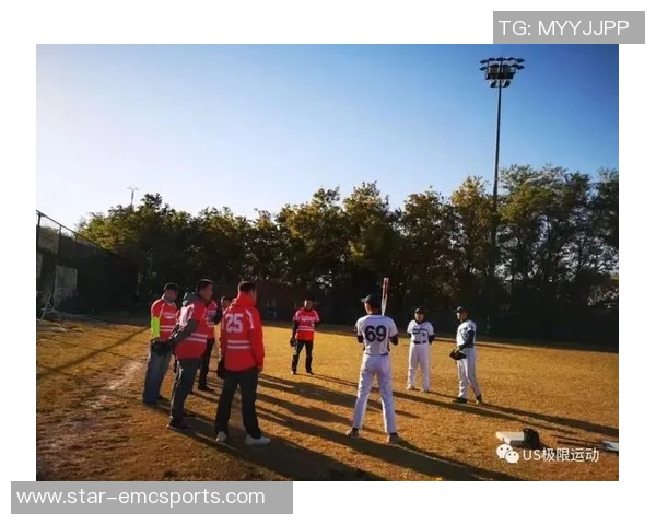 广州极限运动队配合分析与传统体育团队协作的深度对比研究 广州极限运动队配合分析与传统体育团队协作的深度对比研究