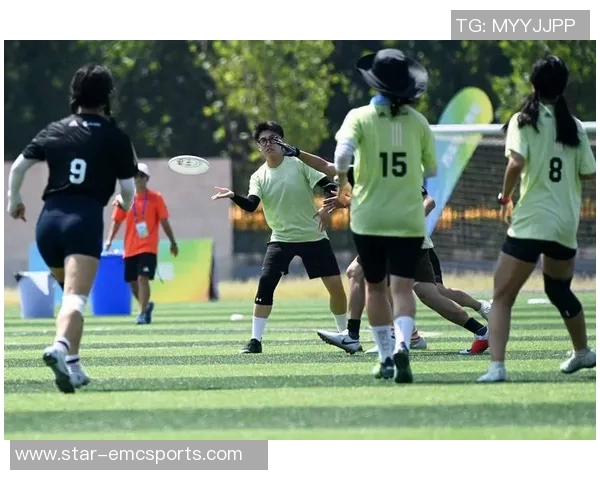 西安飞盘队引领运动革新助力体育发展新篇章 西安飞盘队引领运动革新助力体育发展新篇章