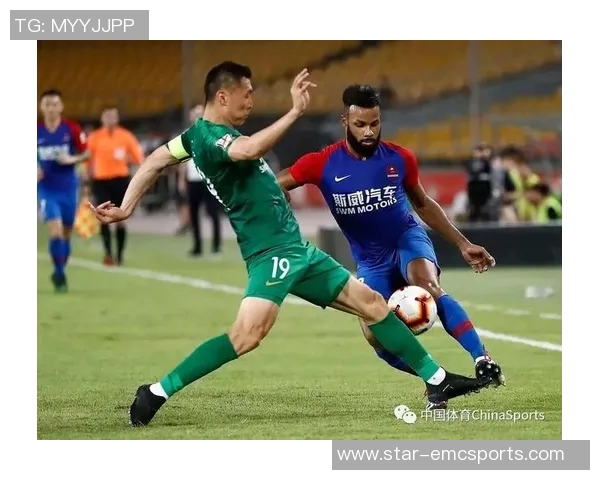 重庆排球队在全国锦标赛中以60分稳居积分榜首位展现强劲实力